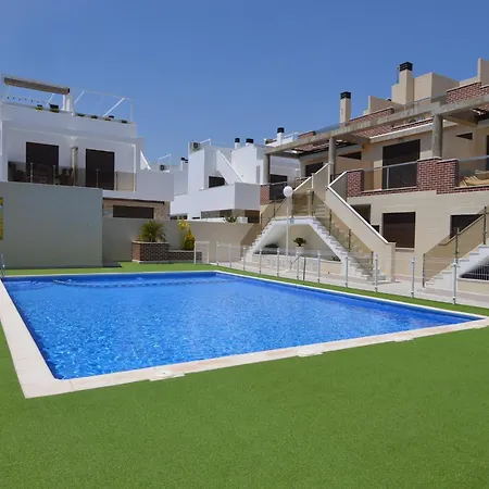 Valencia With Pool